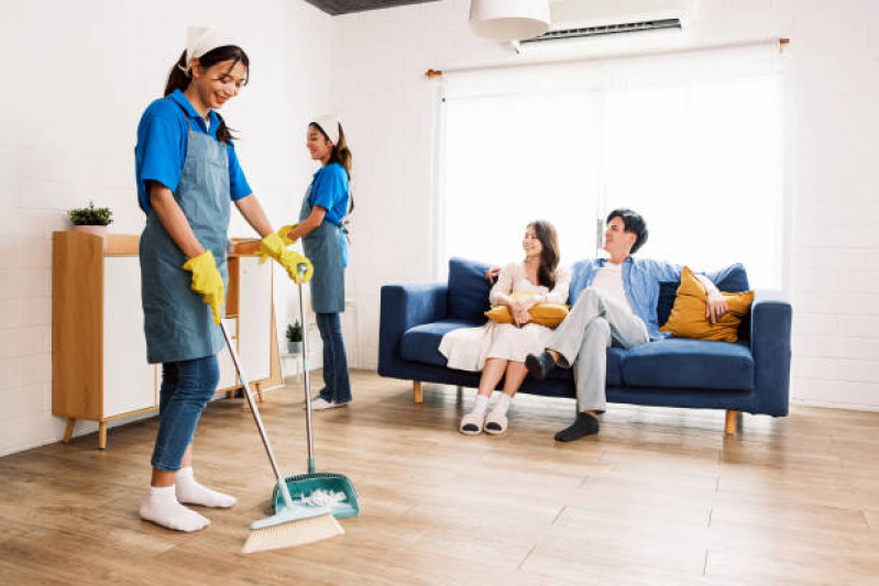 Empresa Terceirizada de Conservação e Limpeza Preço Santa Amélia - Serviço de Limpeza e Conservação de Condomínios